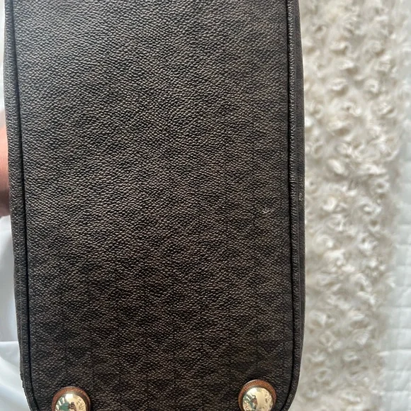 Michael Kors brown signature Jet set tote - Picture 4 of 4